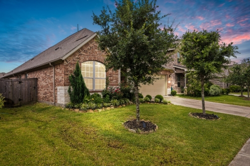 10946 Walts Run Ln, Cypress, TX 77433